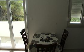 Bed & Breakfast Novalja Inn
