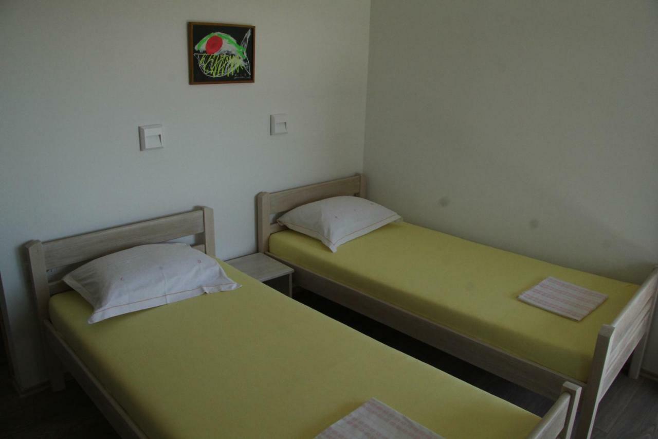 Bed & Breakfast Novalja Inn Buitenkant foto