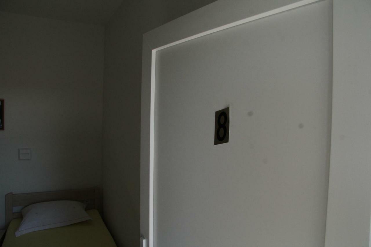 Bed & Breakfast Novalja Inn Buitenkant foto